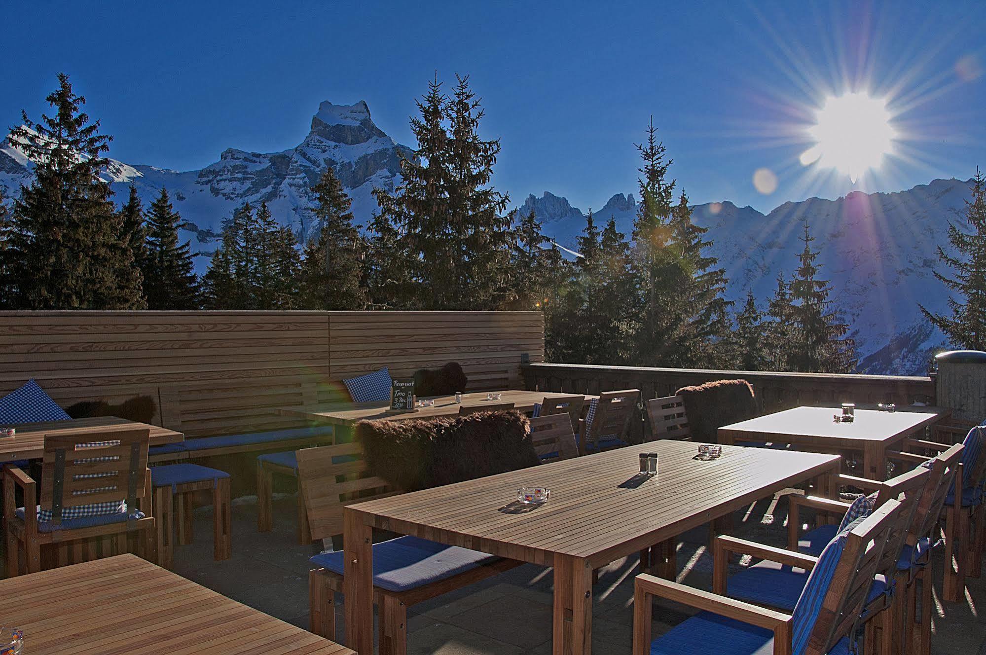 Berglodge Restaurant Ristis Engelberg Exteriör bild