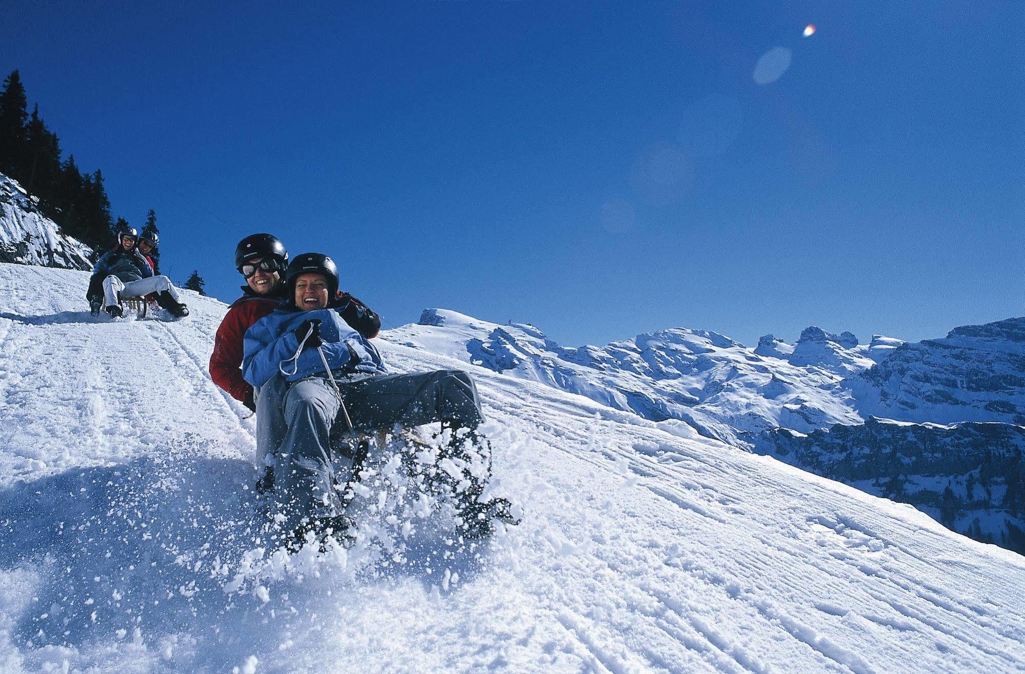 Berglodge Restaurant Ristis Engelberg Exteriör bild